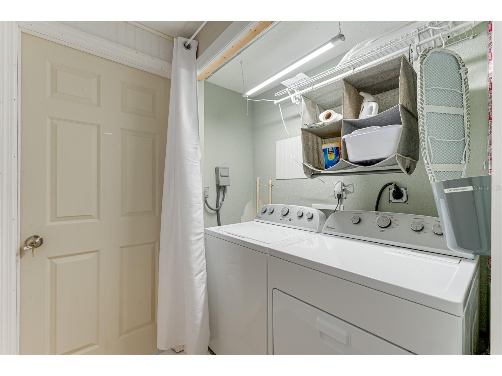 2363 Milford Circle Sarasota FL 34239 A4688288 image16