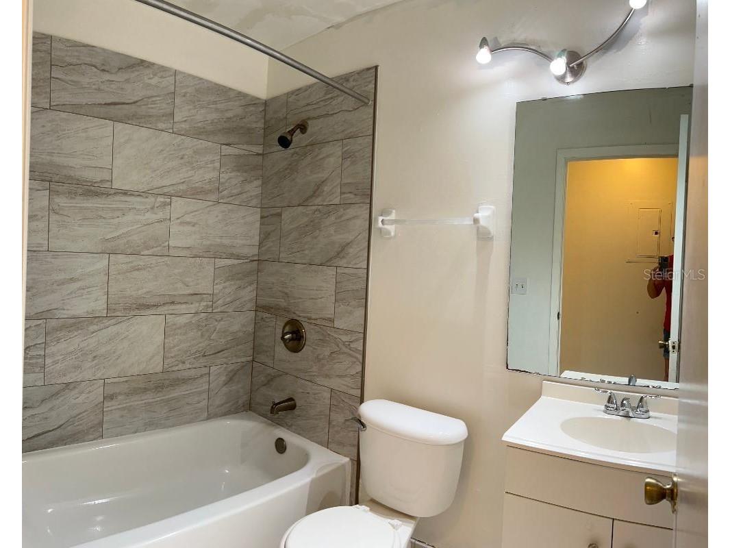 2364 Oak Park Way #102 Orlando FL 32822 - LAKE FREDRICKA O6421995 image9