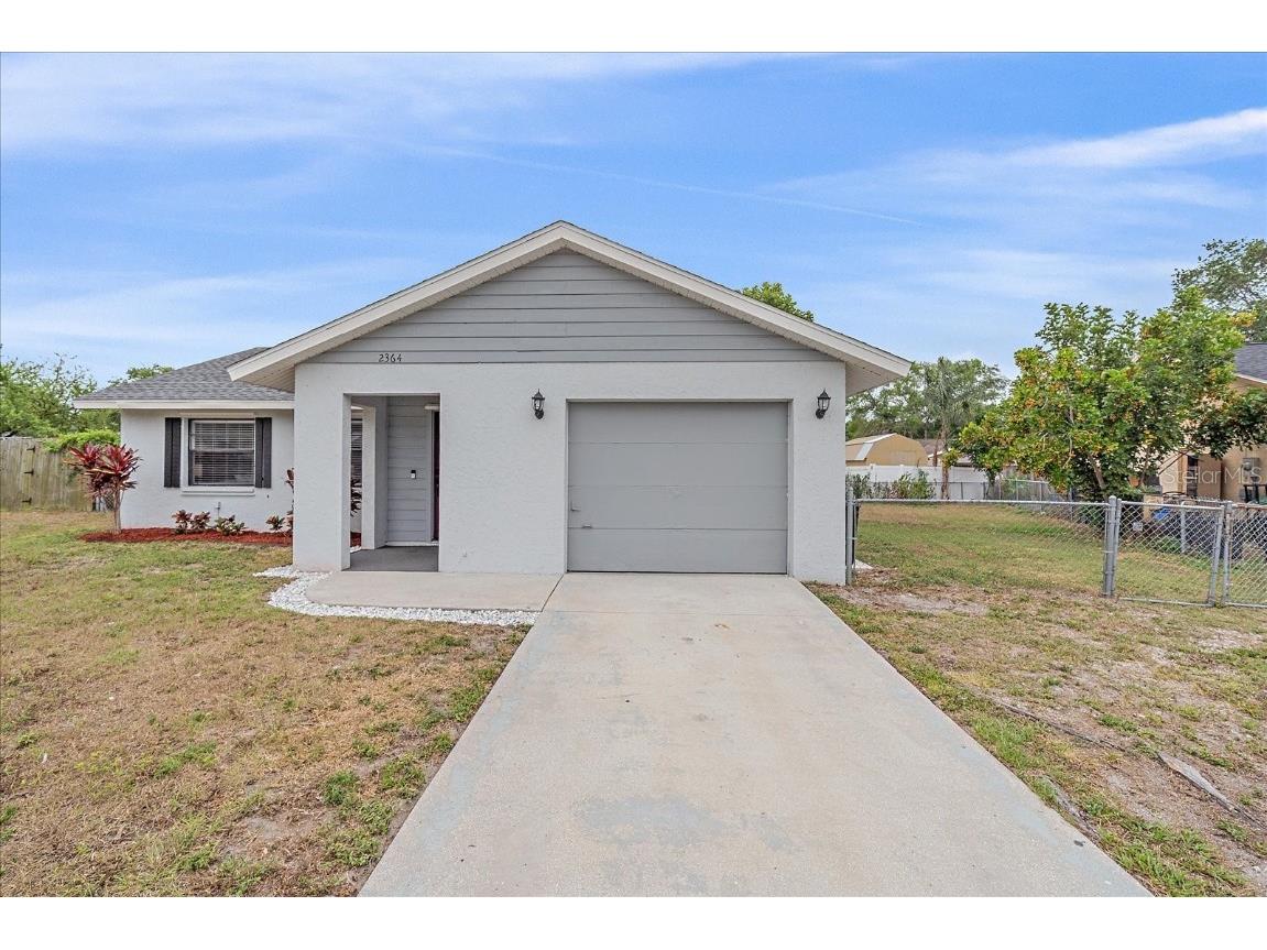 2364 Spring Oaks Lane Sarasota FL 34234 A4610755 image1