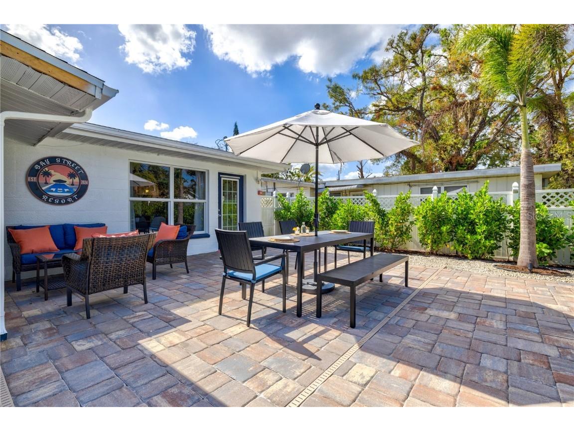 2365 Bay Street Sarasota FL 34237 A4631876 image39