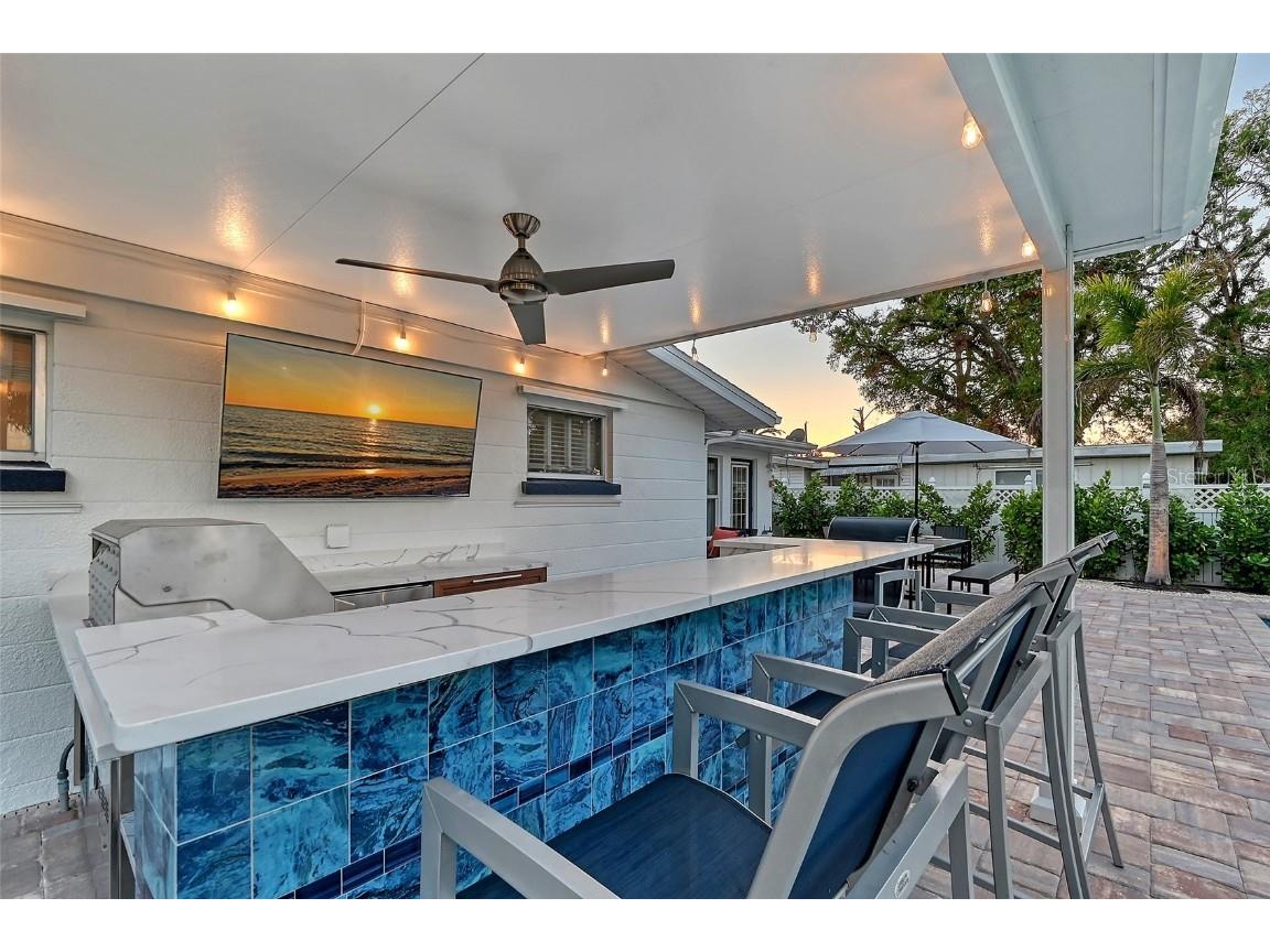 2365 Bay Street Sarasota FL 34237 A4631876 image65