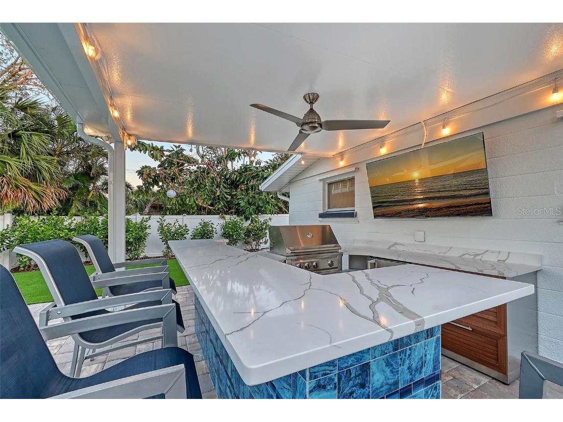 2365 Bay Street Sarasota FL 34237 A4631876 image66