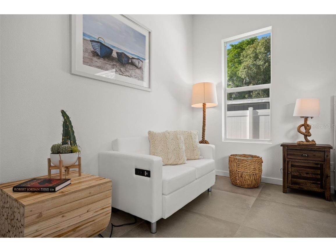 2365 Waldemere Street Sarasota FL 34239 A4654509 image15