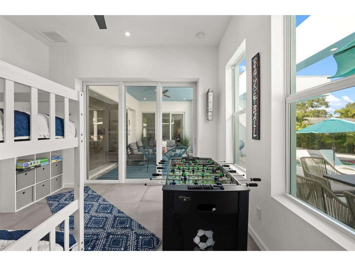 2365 Waldemere Street Sarasota FL 34239 A4654509 image31
