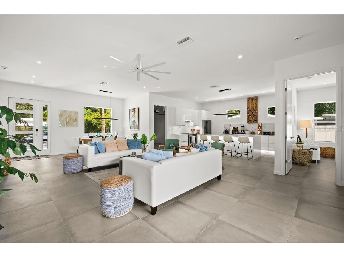 2365 Waldemere Street Sarasota FL 34239 A4654509 image8