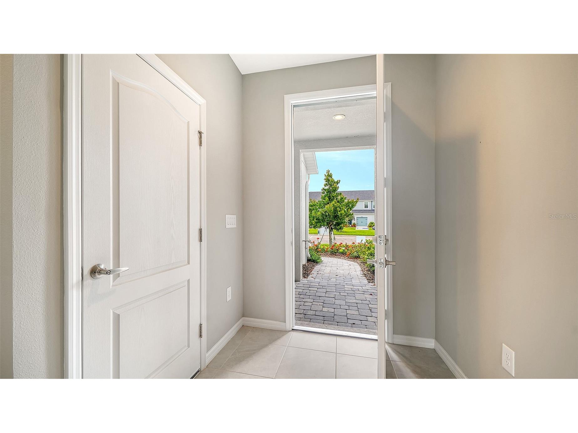 2365 Washington Palm Court Bradenton FL 34212 A4687451 image4