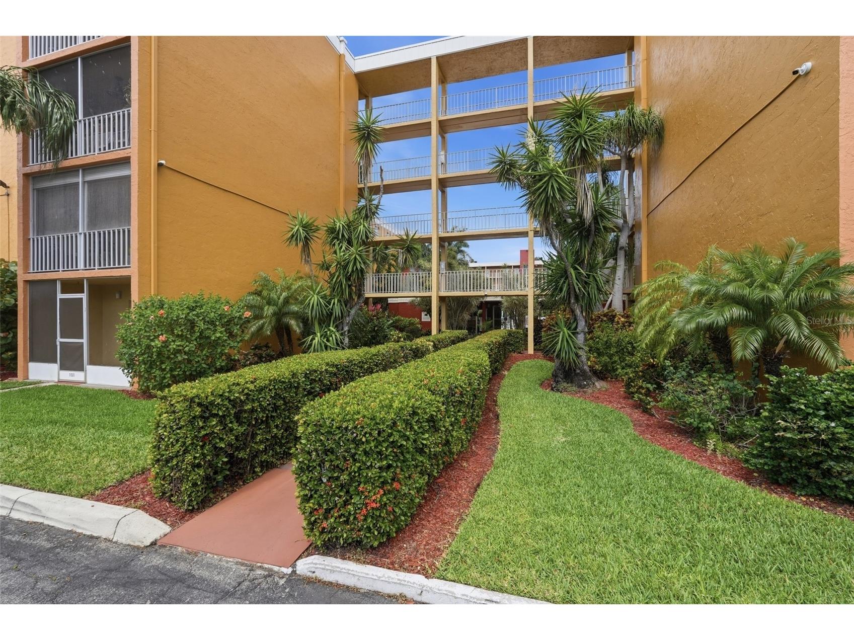 2366 E Mall Drive #403 Fort Myers FL 33901 TB8506745 image2