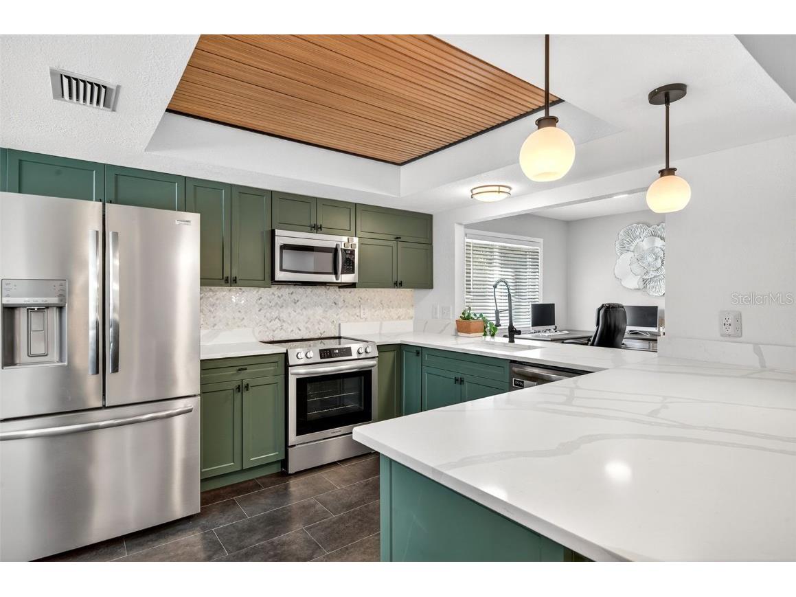 2366 Pembrook Drive Clearwater FL 33764 TB8447488 image11