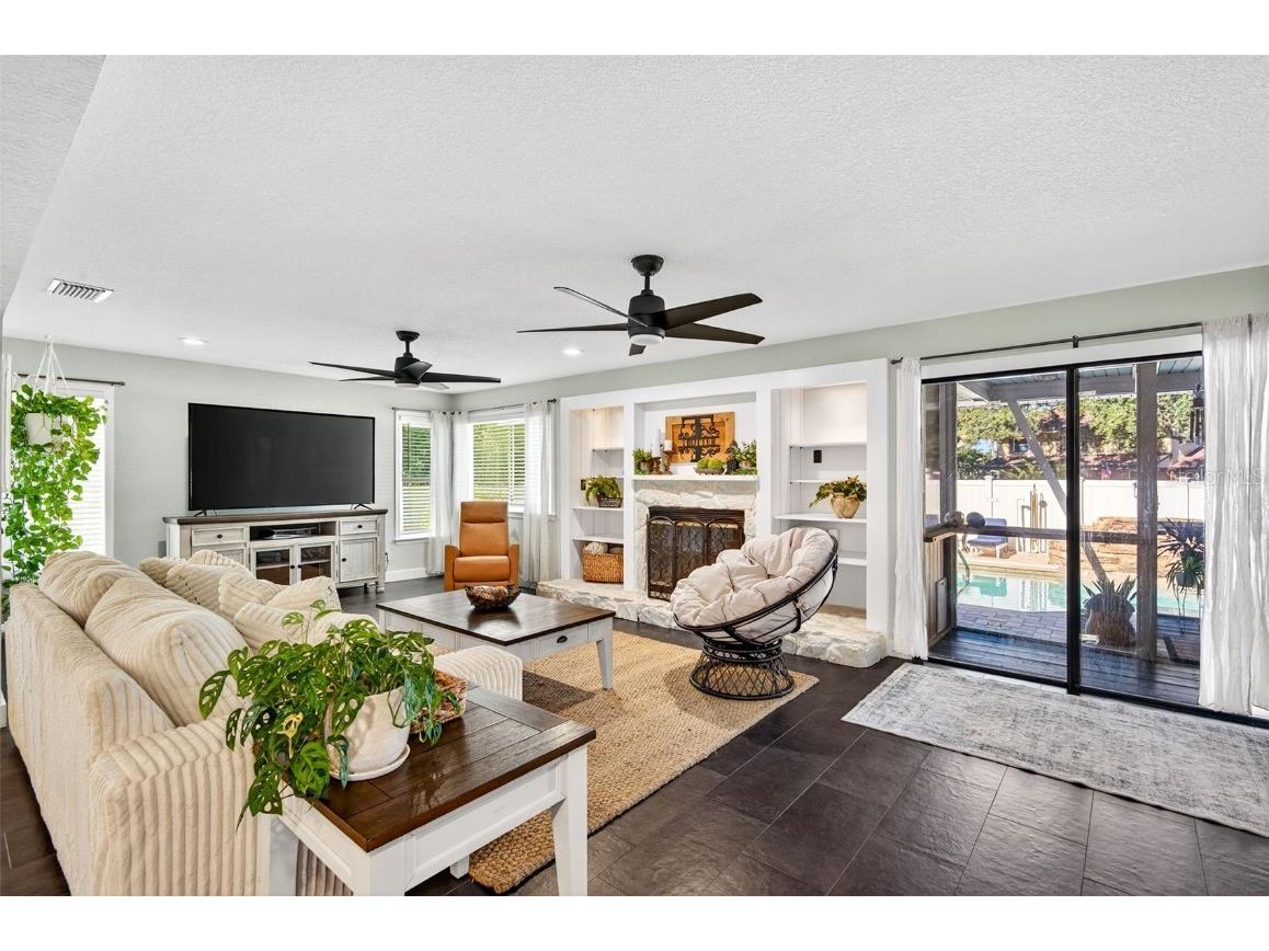 2366 Pembrook Drive Clearwater FL 33764 TB8447488 image22