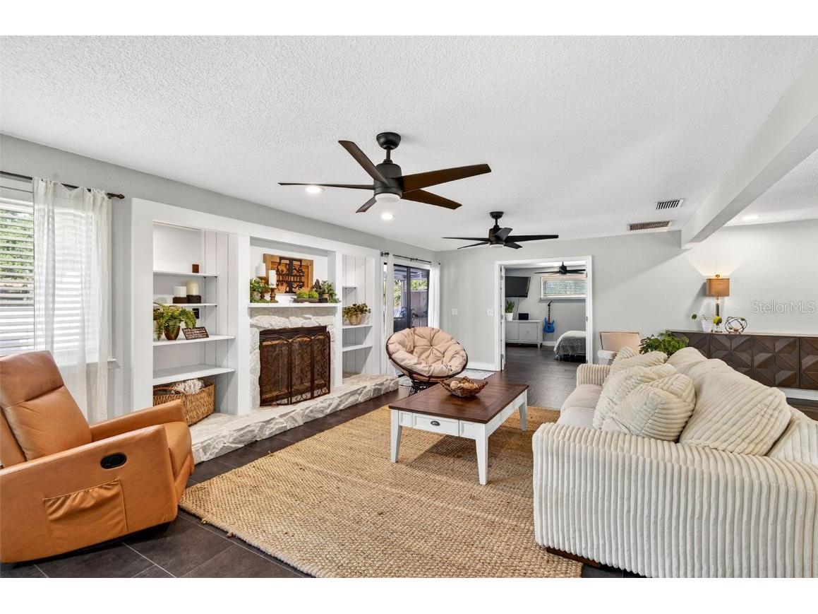 2366 Pembrook Drive Clearwater FL 33764 TB8447488 image24