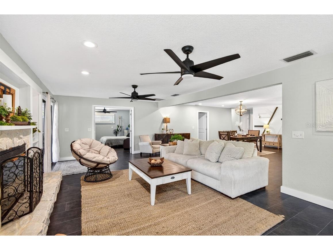 2366 Pembrook Drive Clearwater FL 33764 TB8447488 image25