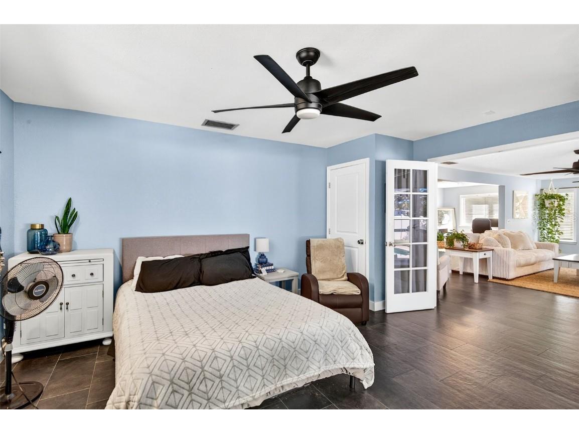 2366 Pembrook Drive Clearwater FL 33764 TB8447488 image28