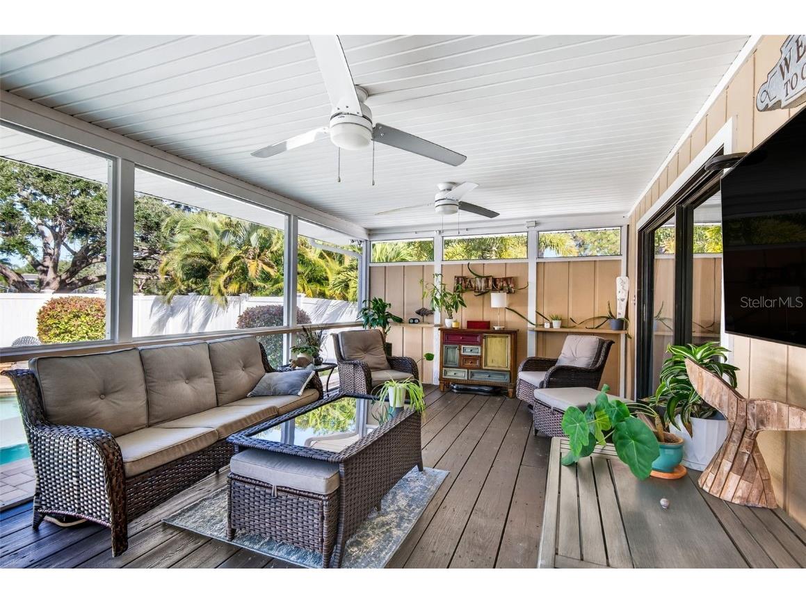 2366 Pembrook Drive Clearwater FL 33764 TB8447488 image38