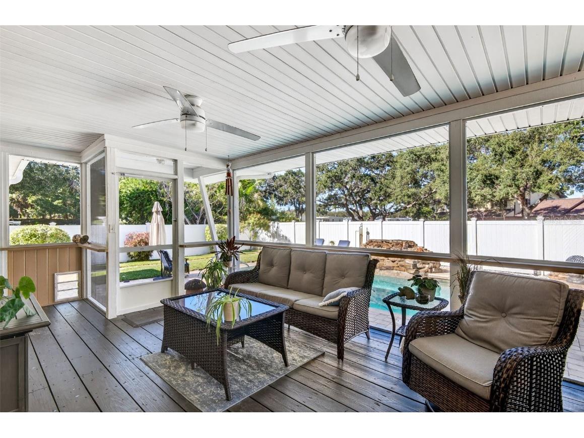 2366 Pembrook Drive Clearwater FL 33764 TB8447488 image39