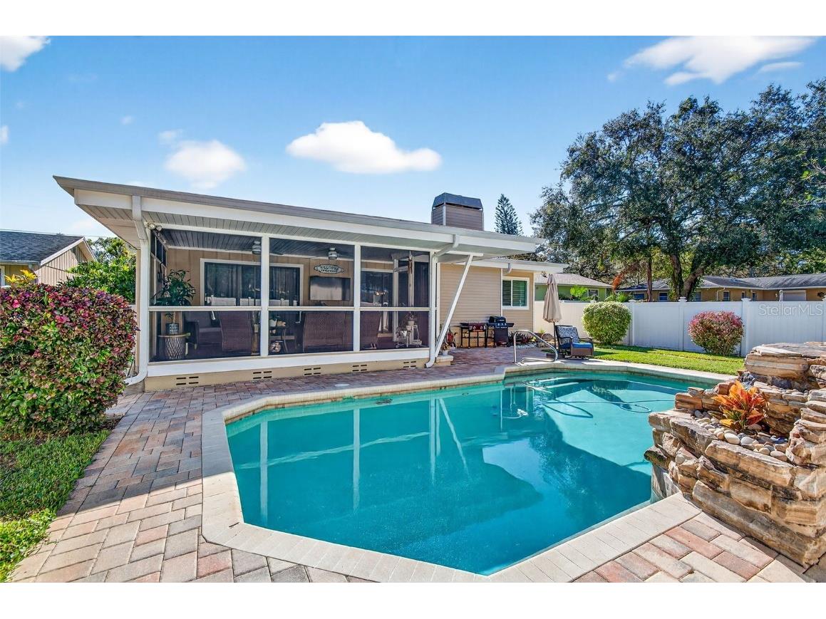 2366 Pembrook Drive Clearwater FL 33764 TB8447488 image44