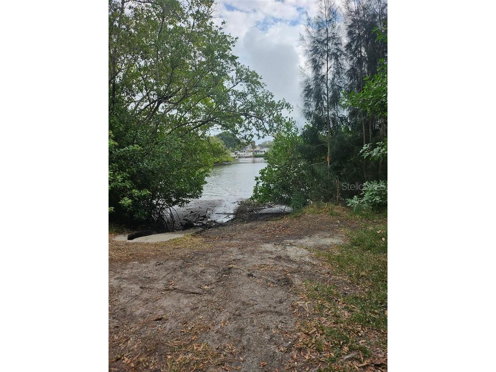 2366 Pembrook Drive Clearwater FL 33764 TB8447488 image46