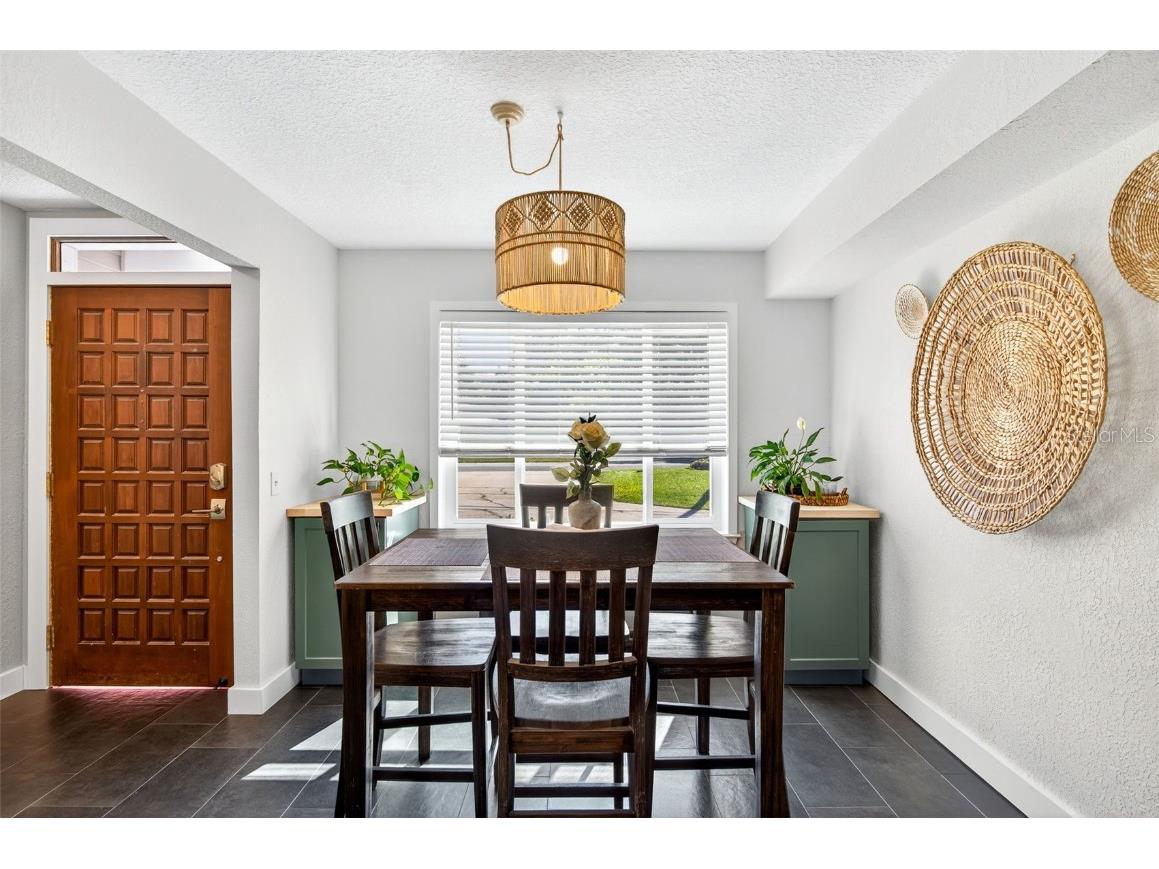 2366 Pembrook Drive Clearwater FL 33764 TB8447488 image6