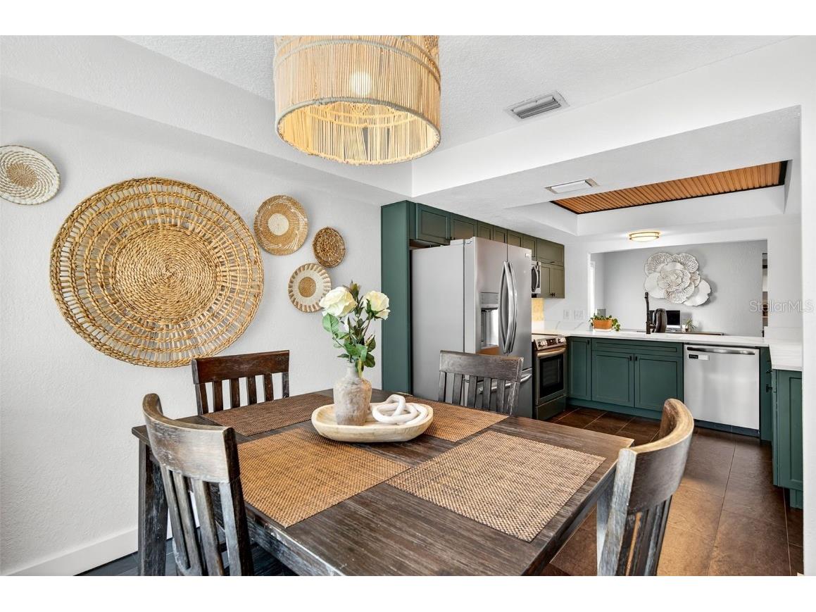 2366 Pembrook Drive Clearwater FL 33764 TB8447488 image8