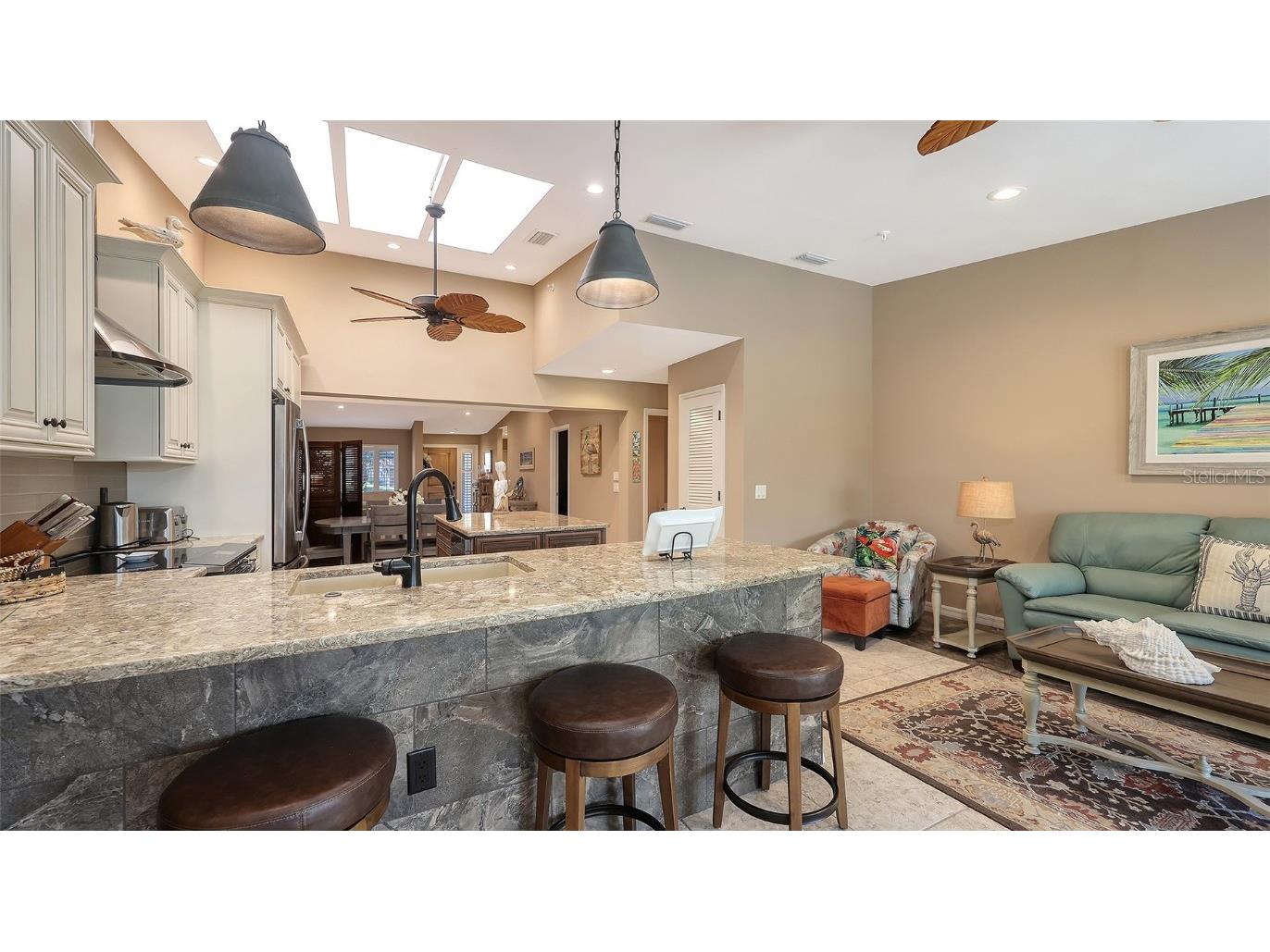 2367 Harbour Oaks Drive Longboat Key FL 34228 A4670055 image11