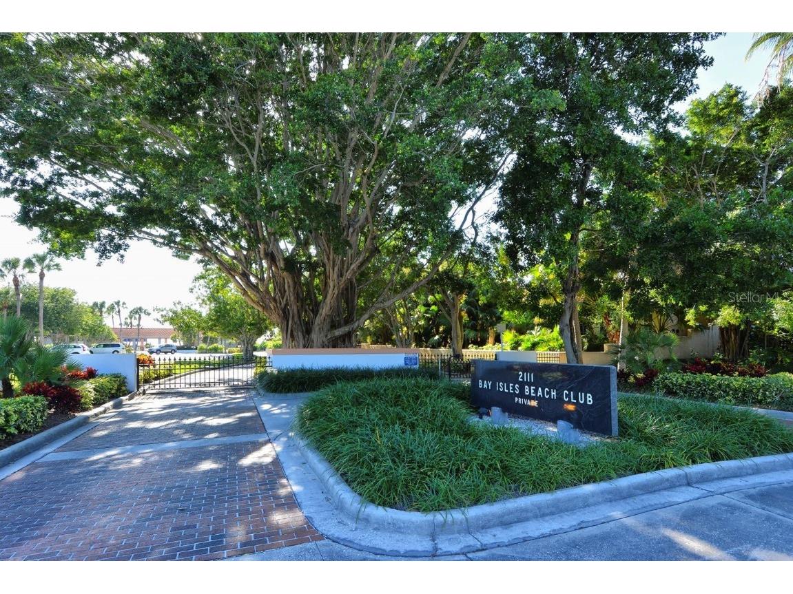 2367 Harbour Oaks Drive Longboat Key FL 34228 A4670055 image40