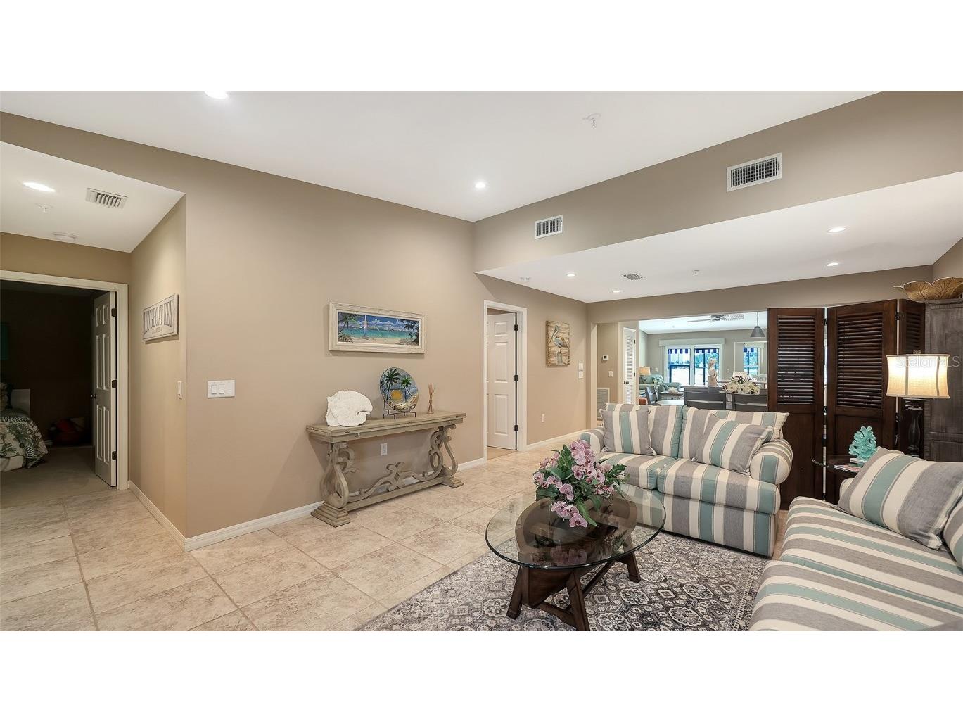 2367 Harbour Oaks Drive Longboat Key FL 34228 A4670055 image6