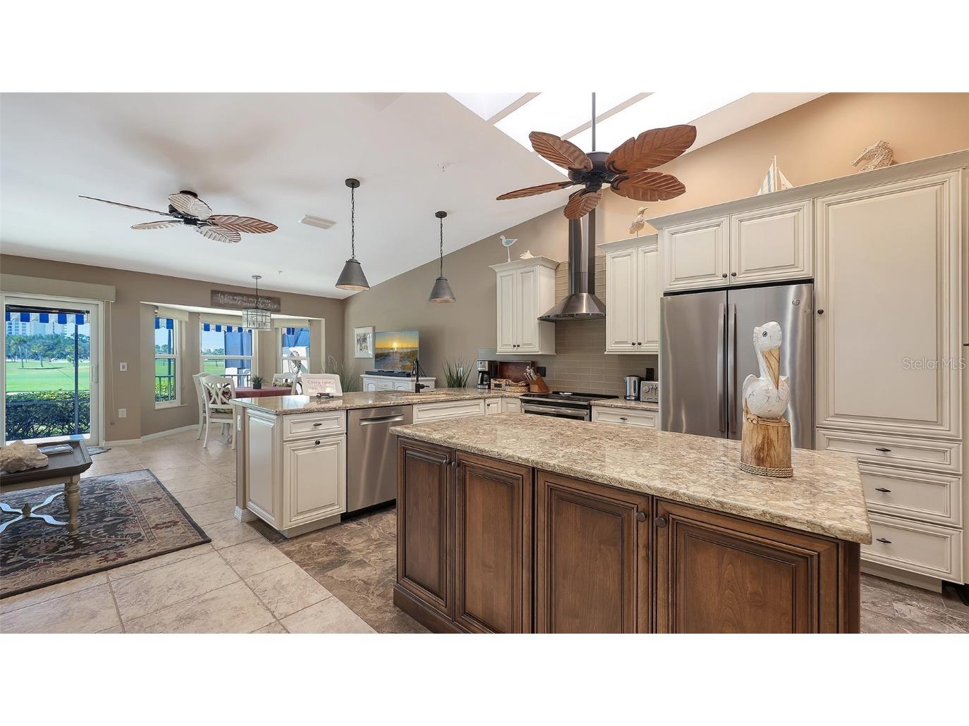 2367 Harbour Oaks Drive Longboat Key FL 34228 A4670055 image8