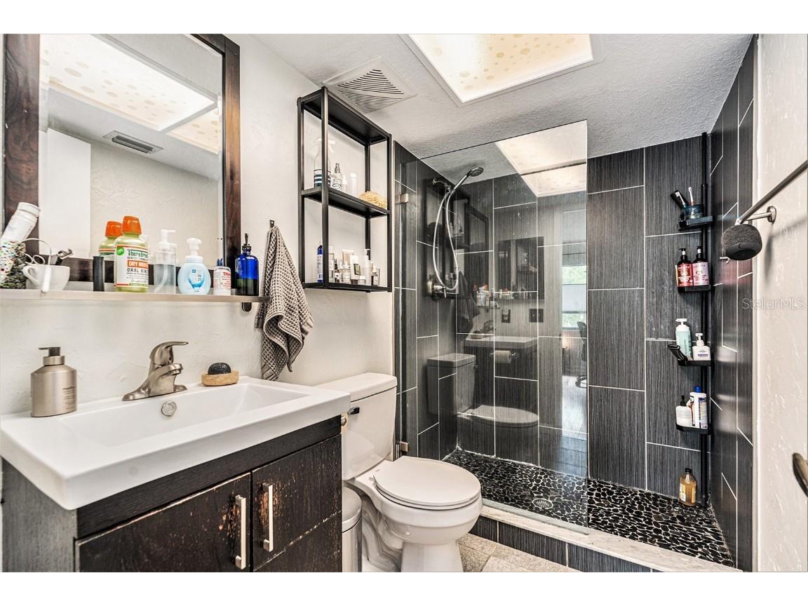 2368 Flanders Way #D Safety Harbor FL 34695 TB8399575 image13