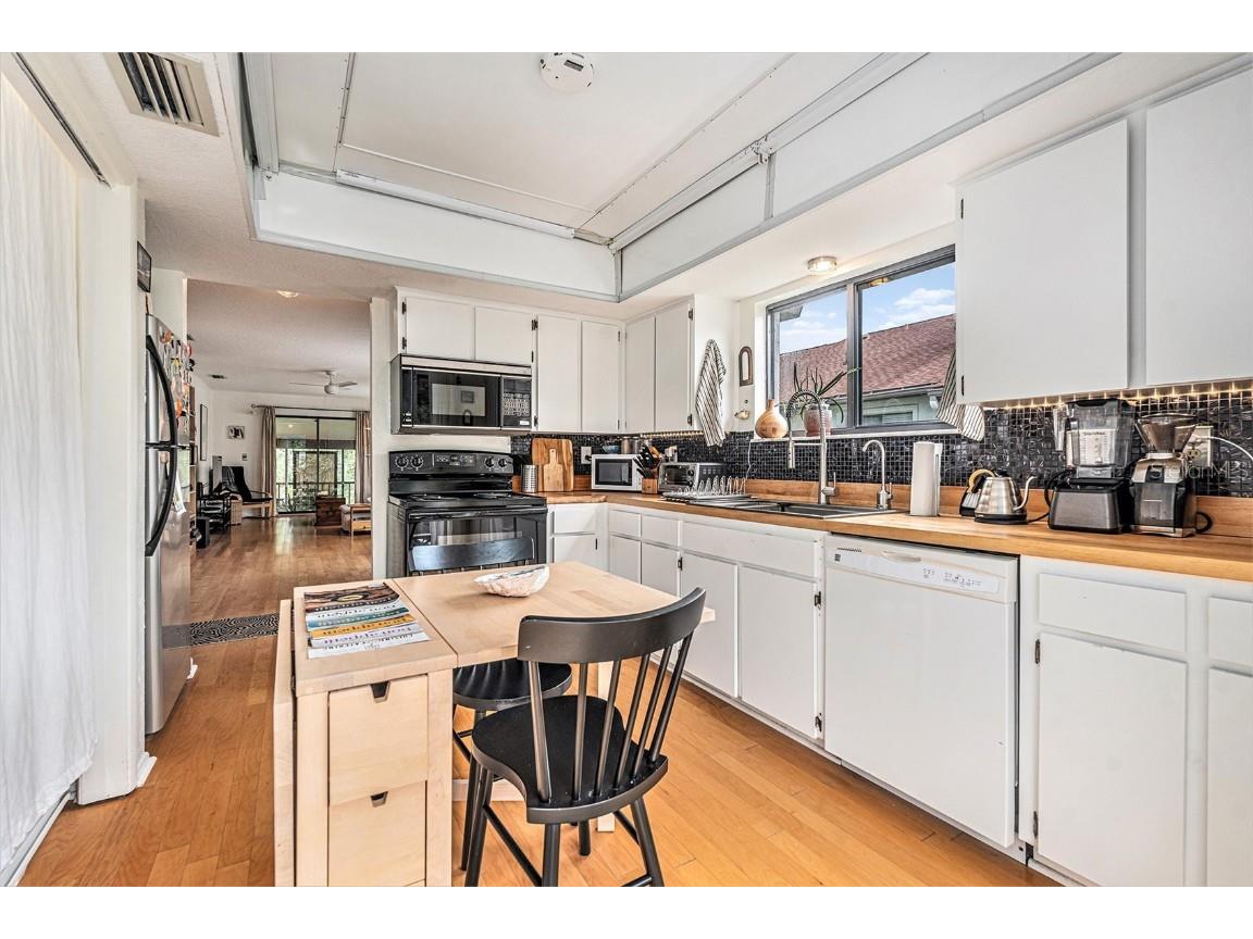 2368 Flanders Way #D Safety Harbor FL 34695 TB8399575 image15