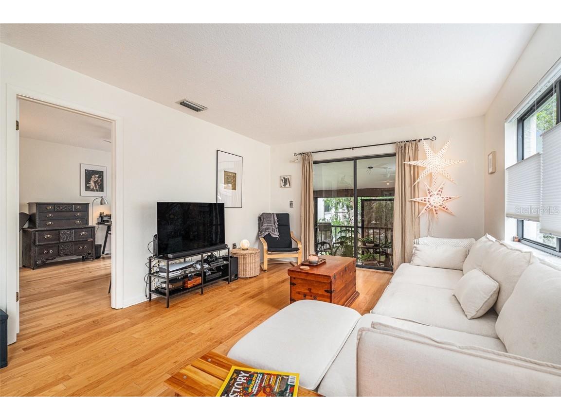 2368 Flanders Way #D Safety Harbor FL 34695 TB8399575 image8