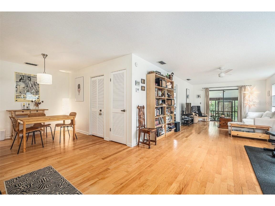 2368 Flanders Way #D Safety Harbor FL 34695 TB8399575 image9