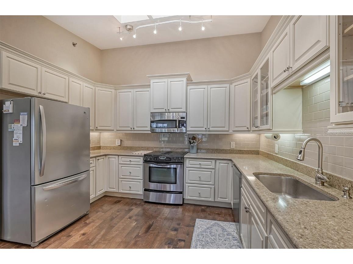 2369 Harbour Oaks Drive Longboat Key FL 34228 A4571577 image21