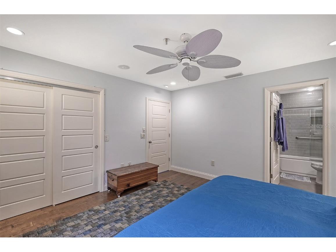 2369 Harbour Oaks Drive Longboat Key FL 34228 A4571577 image24