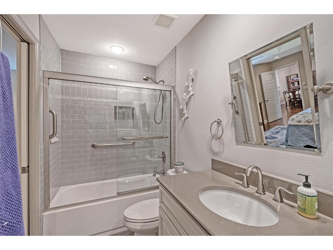 2369 Harbour Oaks Drive Longboat Key FL 34228 A4571577 image25