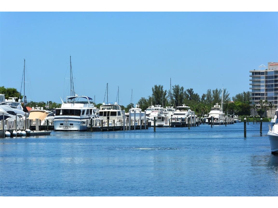 2369 Harbour Oaks Drive Longboat Key FL 34228 A4571577 image86