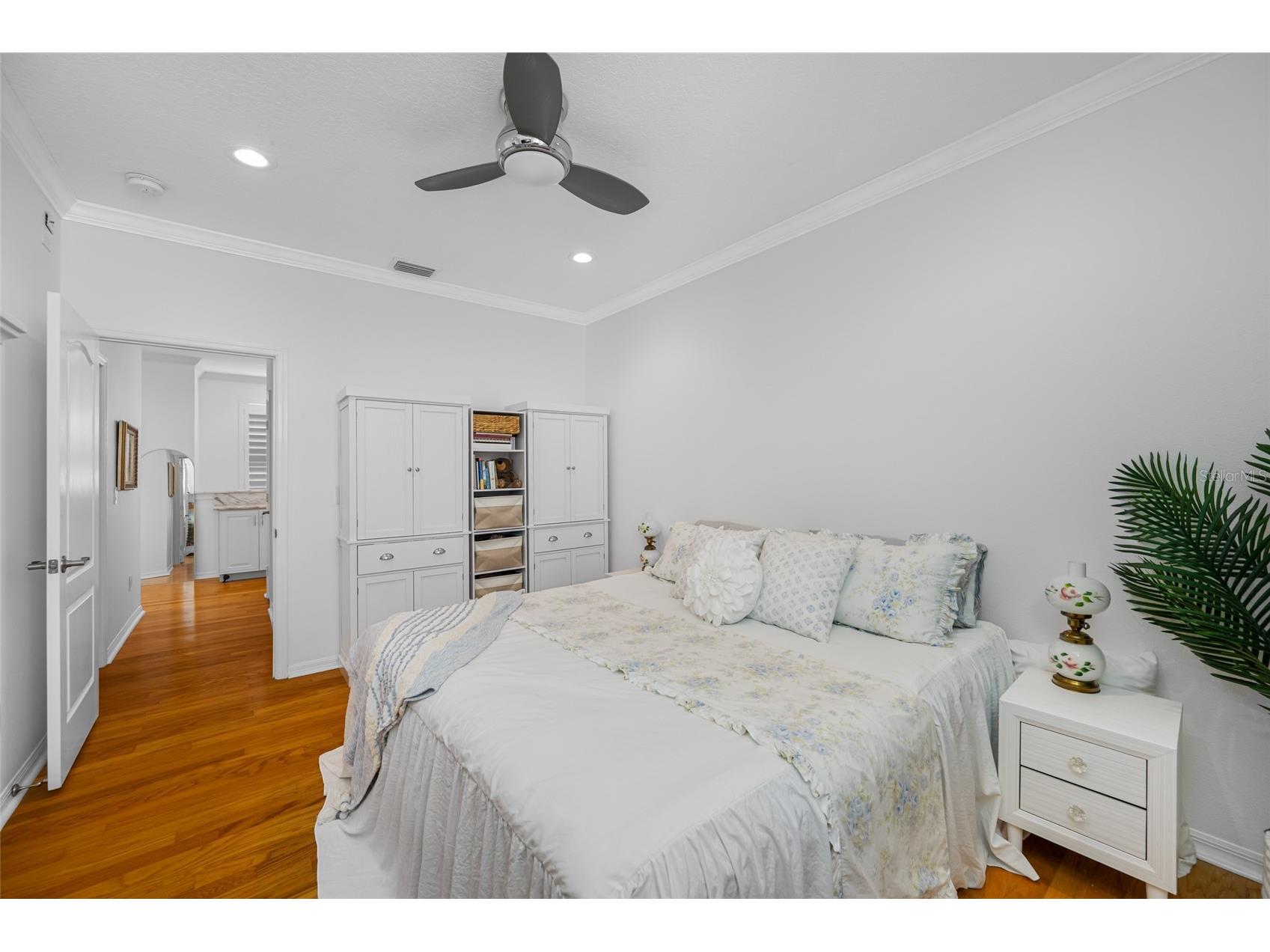 237 7th Avenue N #2 Saint Petersburg FL 33701 TB8487014 image32