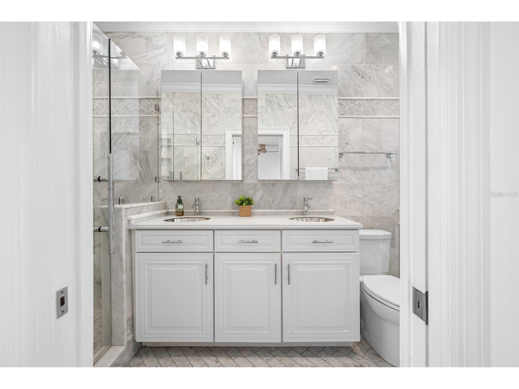 237 7th Avenue N #2 Saint Petersburg FL 33701 TB8487014 image36
