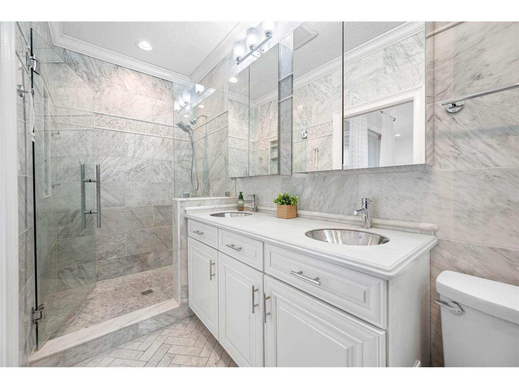237 7th Avenue N #2 Saint Petersburg FL 33701 TB8487014 image38
