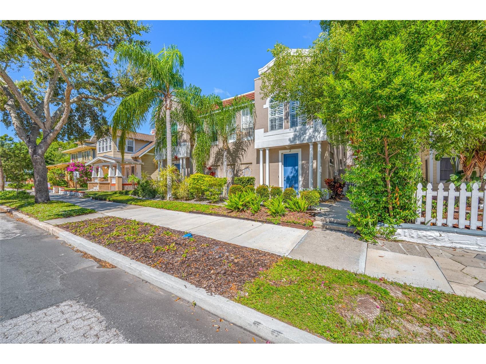 237 7th Avenue N #2 Saint Petersburg FL 33701 TB8487014 image60