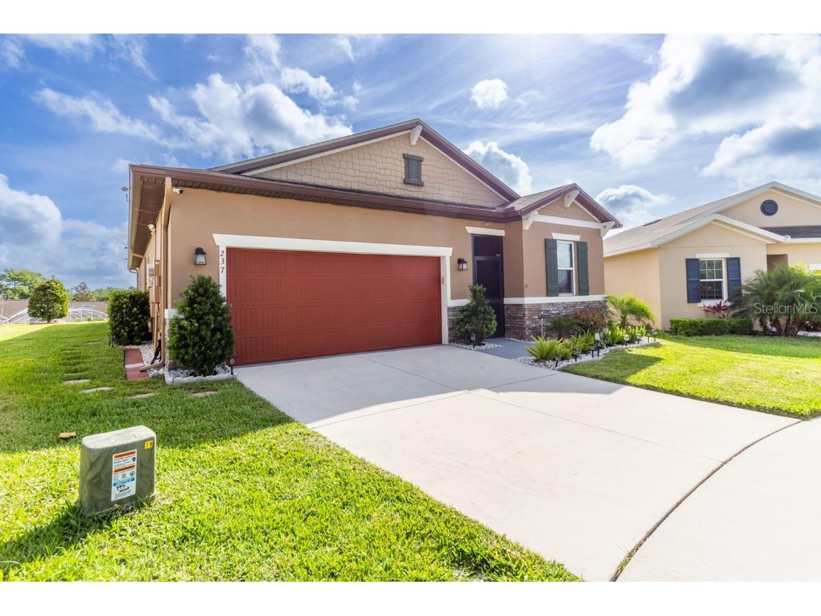237 Alford Drive Davenport FL 33896 O6101718 image1