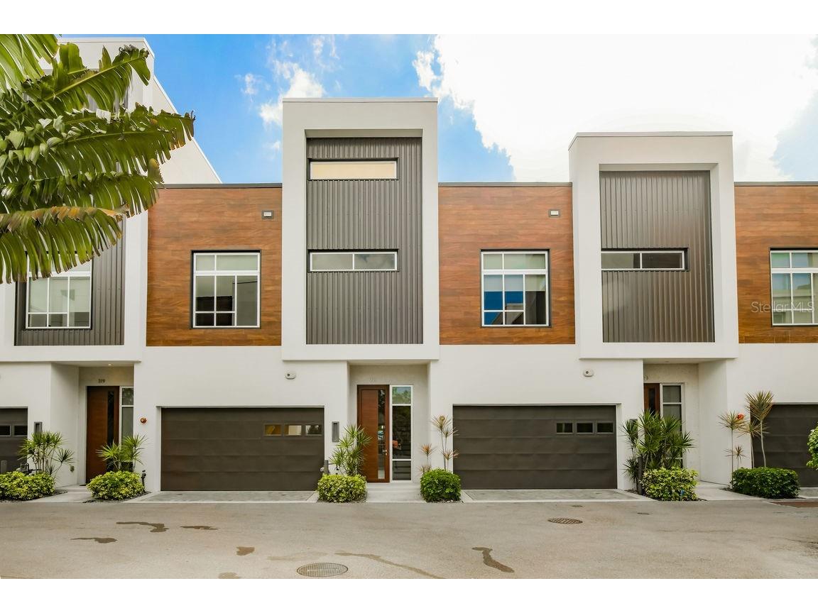 237 Cosmopolitan Court Sarasota FL 34236 A4567084 image1