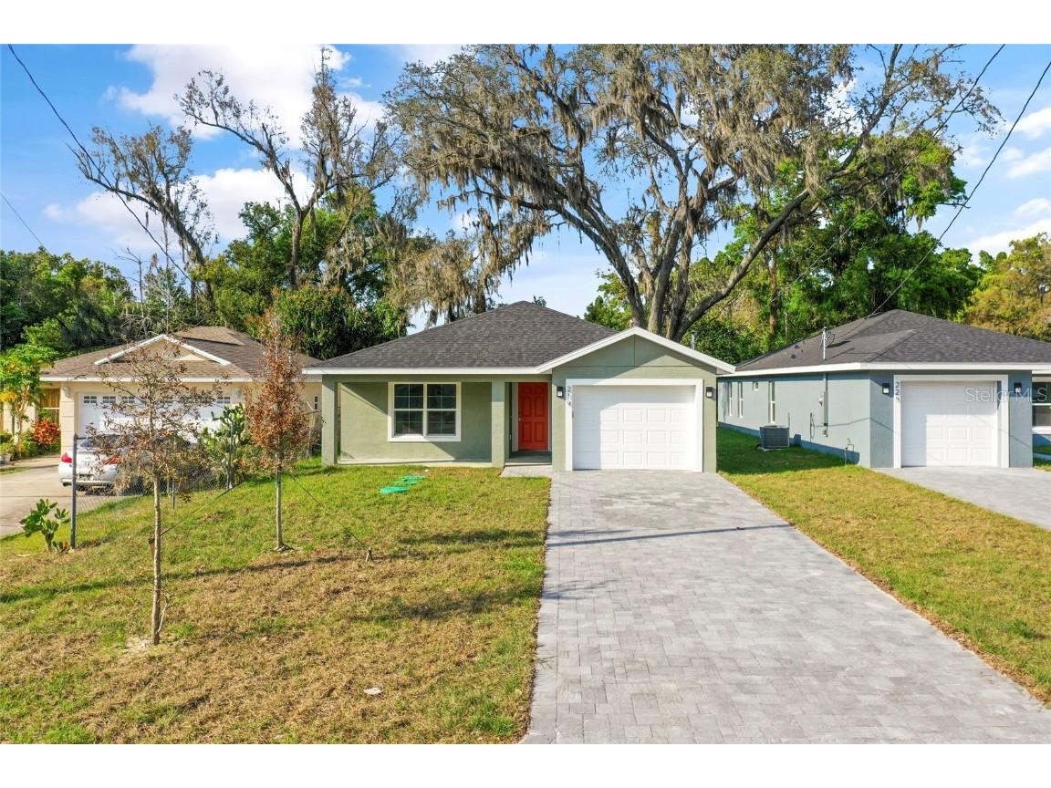 237 E 16th Street Apopka FL 32703 O6194096 image1