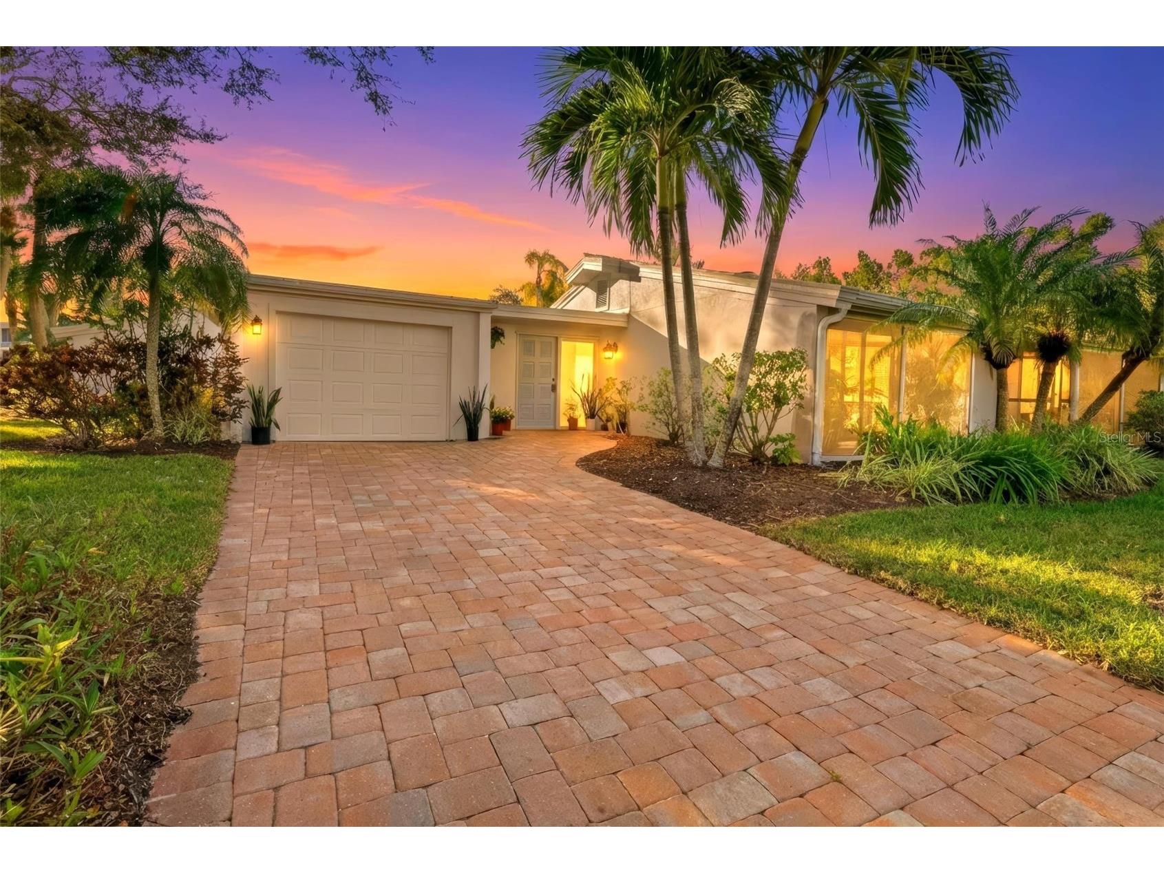 237 Hourglass Way #V6 Sarasota FL 34242 - GULF OF AMERICA A4679281 image1