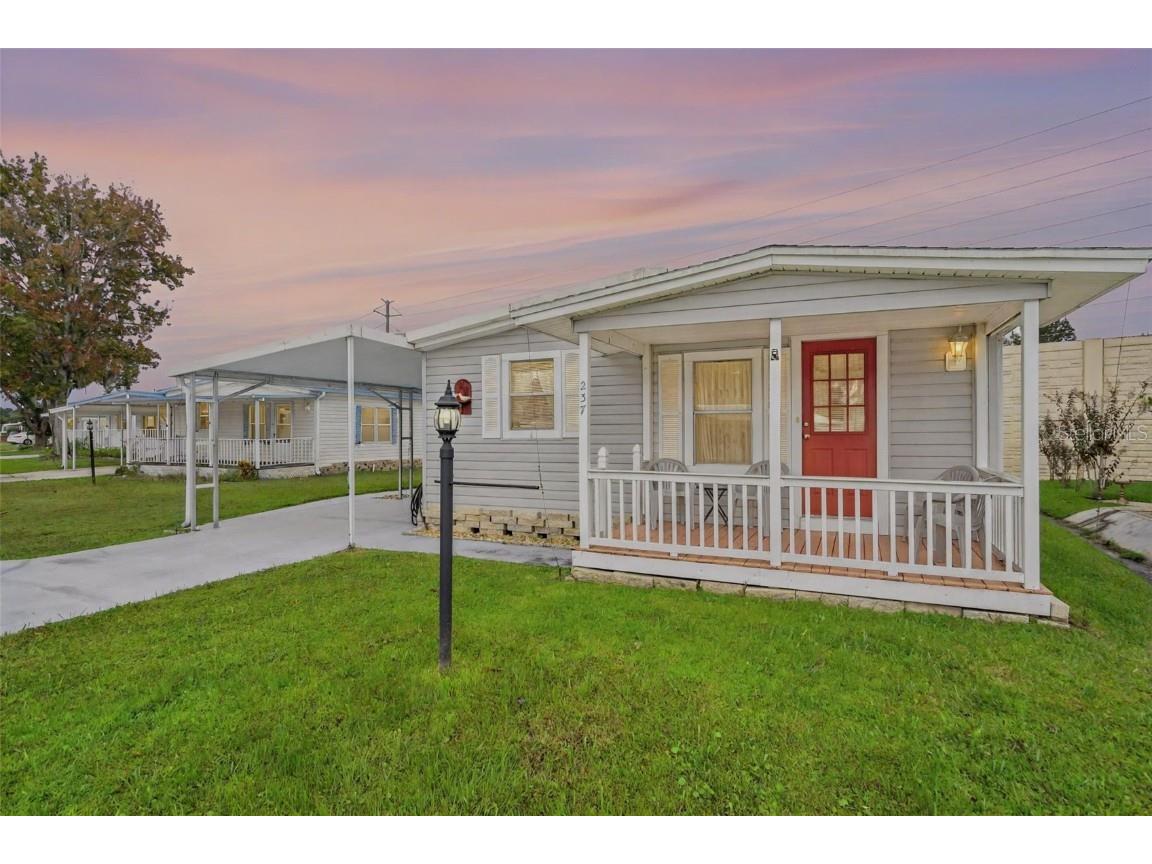 237 Meadow Lark Drive Osteen FL 32764 - Little Lake O6349982 image1