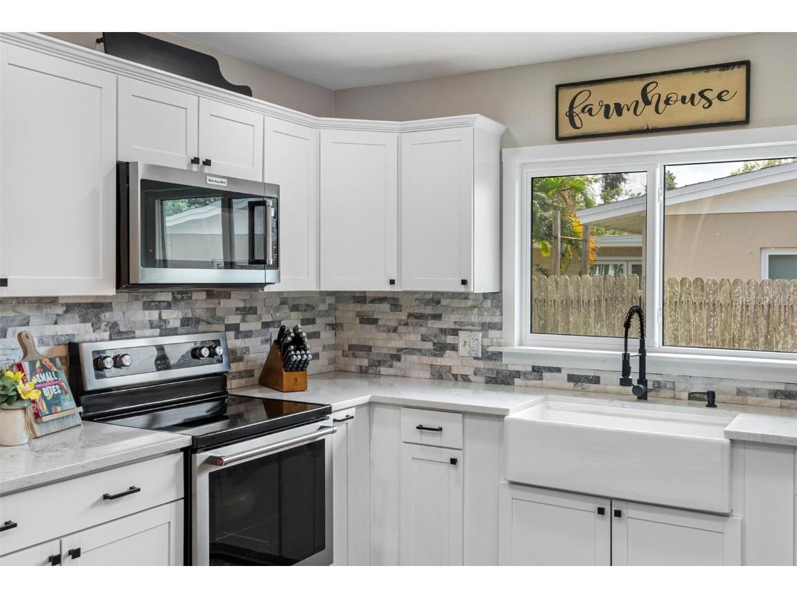 237 Mineola Drive E Belleair Bluffs FL 33770 TB8427619 image15