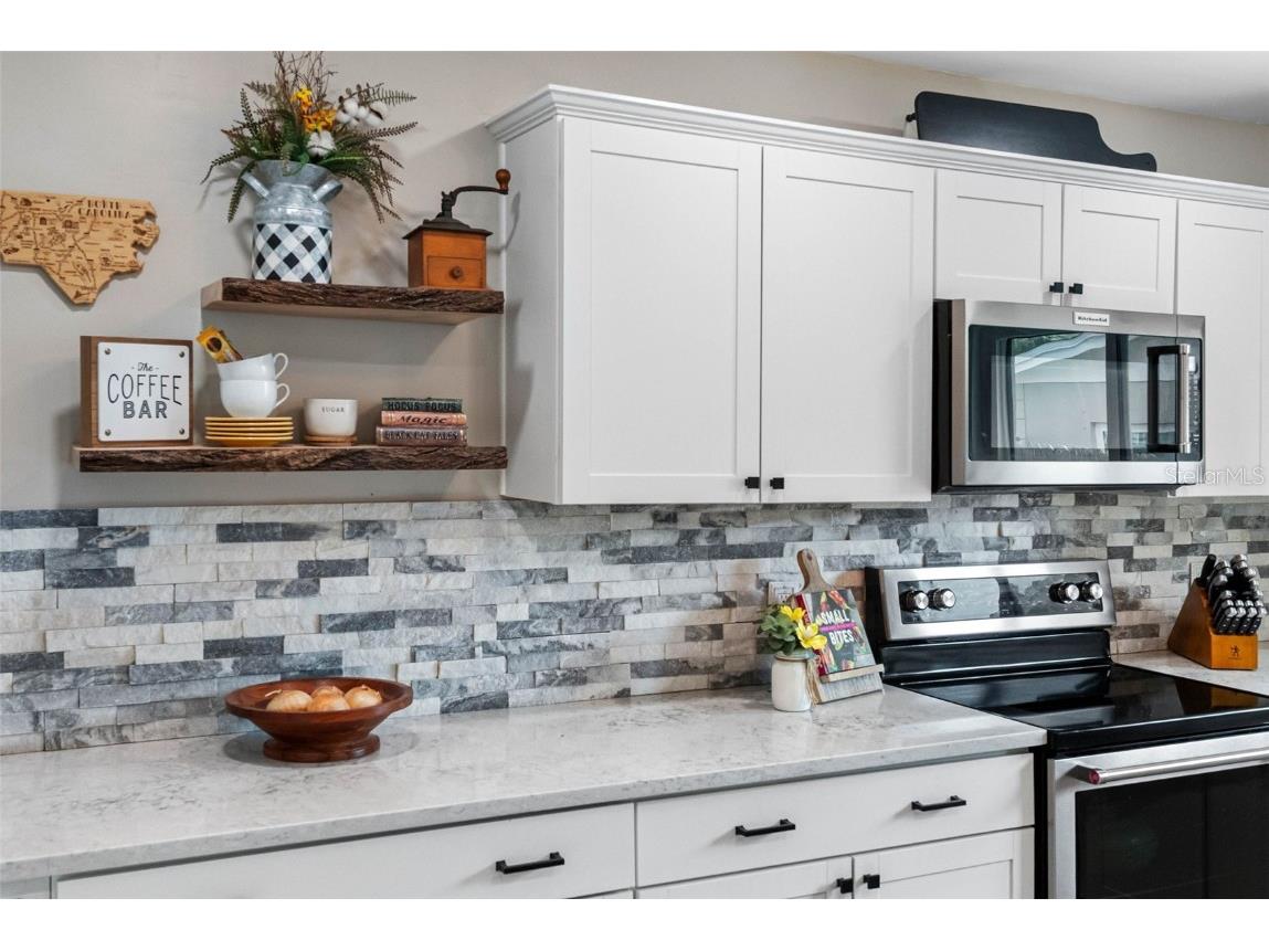 237 Mineola Drive E Belleair Bluffs FL 33770 TB8427619 image18