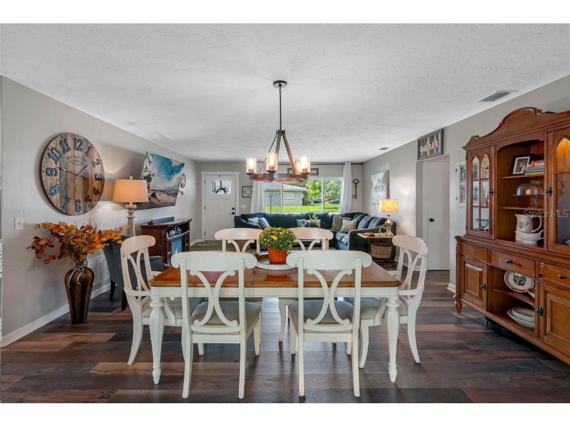 237 Mineola Drive E Belleair Bluffs FL 33770 TB8427619 image24