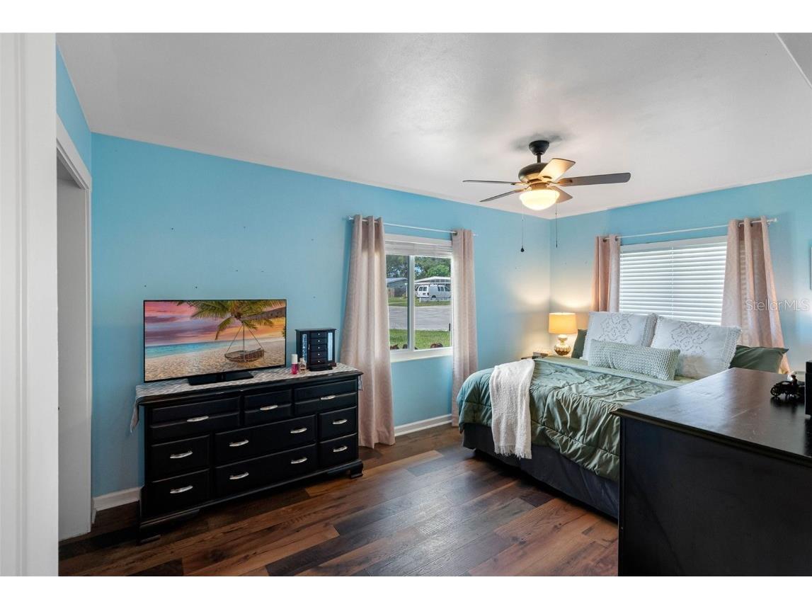 237 Mineola Drive E Belleair Bluffs FL 33770 TB8427619 image29