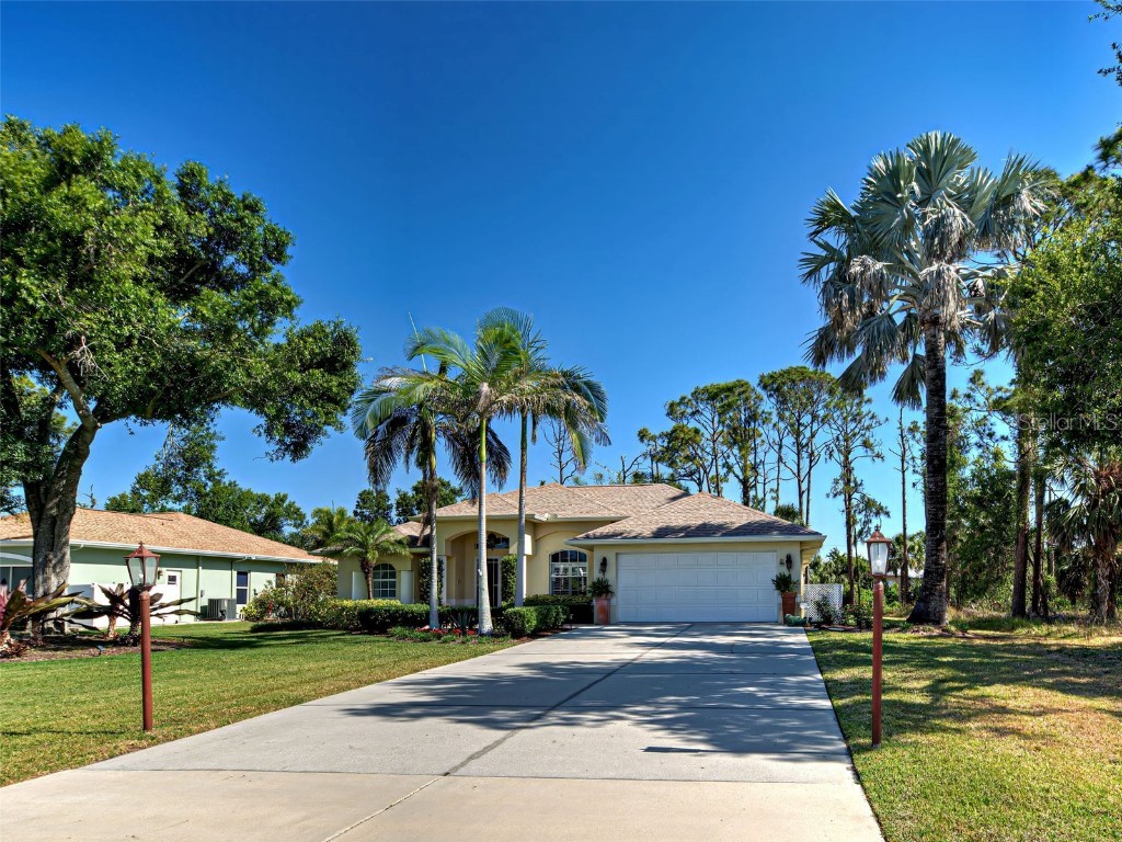237 Rotonda Boulevard E Rotonda West FL 33947 D6142250 image2
