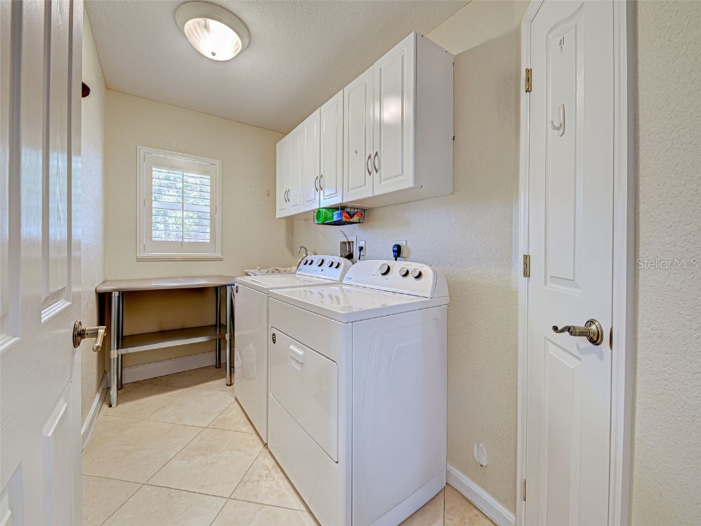 237 Rotonda Boulevard E Rotonda West FL 33947 D6142250 image24