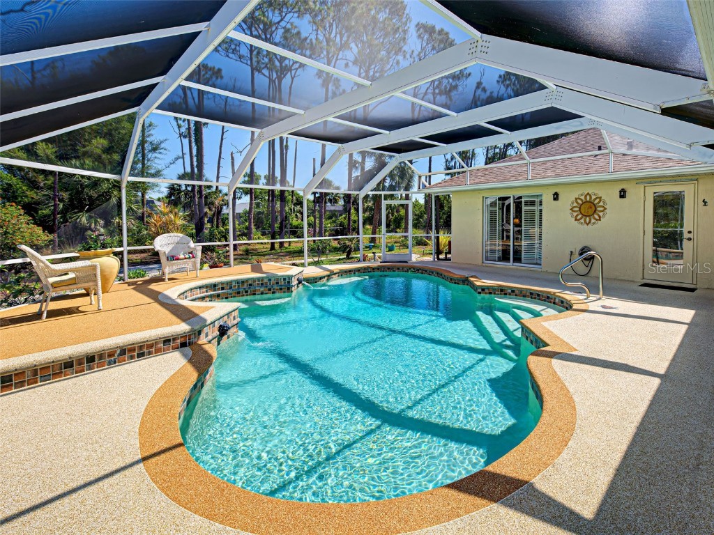 237 Rotonda Boulevard E Rotonda West FL 33947 D6142250 image49